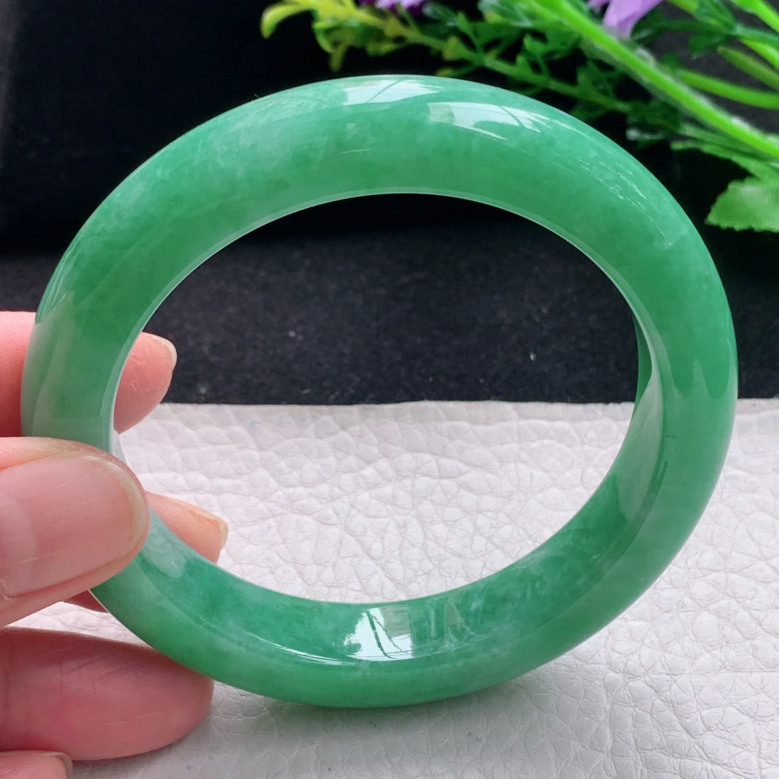 yh自然光58*12.4*9.6平安镯 缅甸翡翠a货手镯满绿厚装宽边玉手环