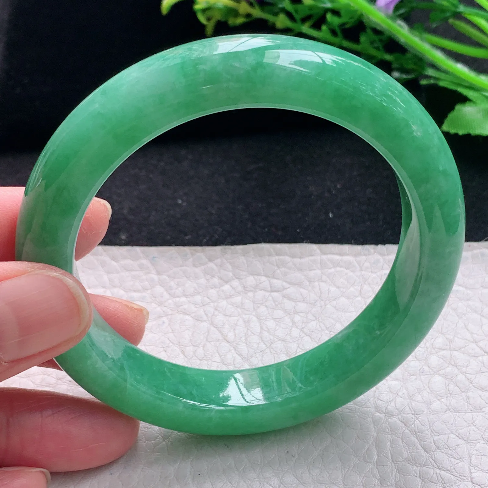 yh自然光58*12.4*9.6平安镯 缅甸翡翠a货手镯满绿厚装宽边玉手环