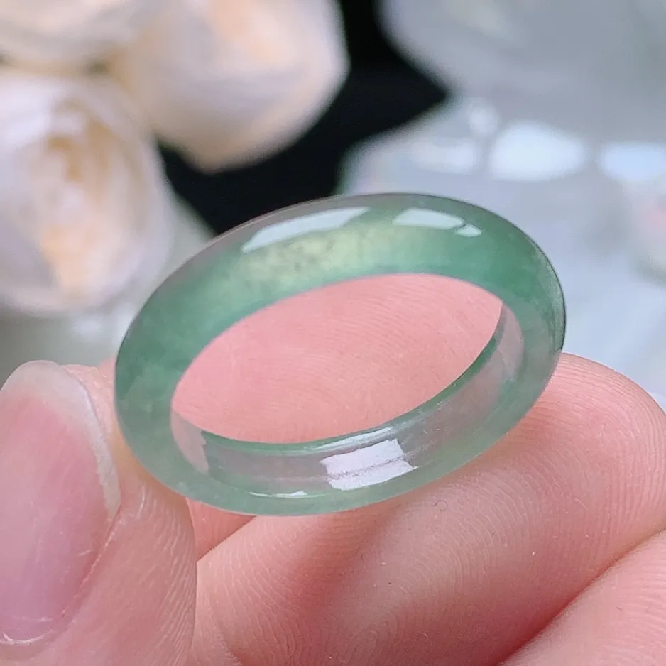 缅甸老坑冰种翡翠水润起胶晴水戒指玉指环  水润通透 尺寸：18-4.4-2.8mm 17号圈口5S
