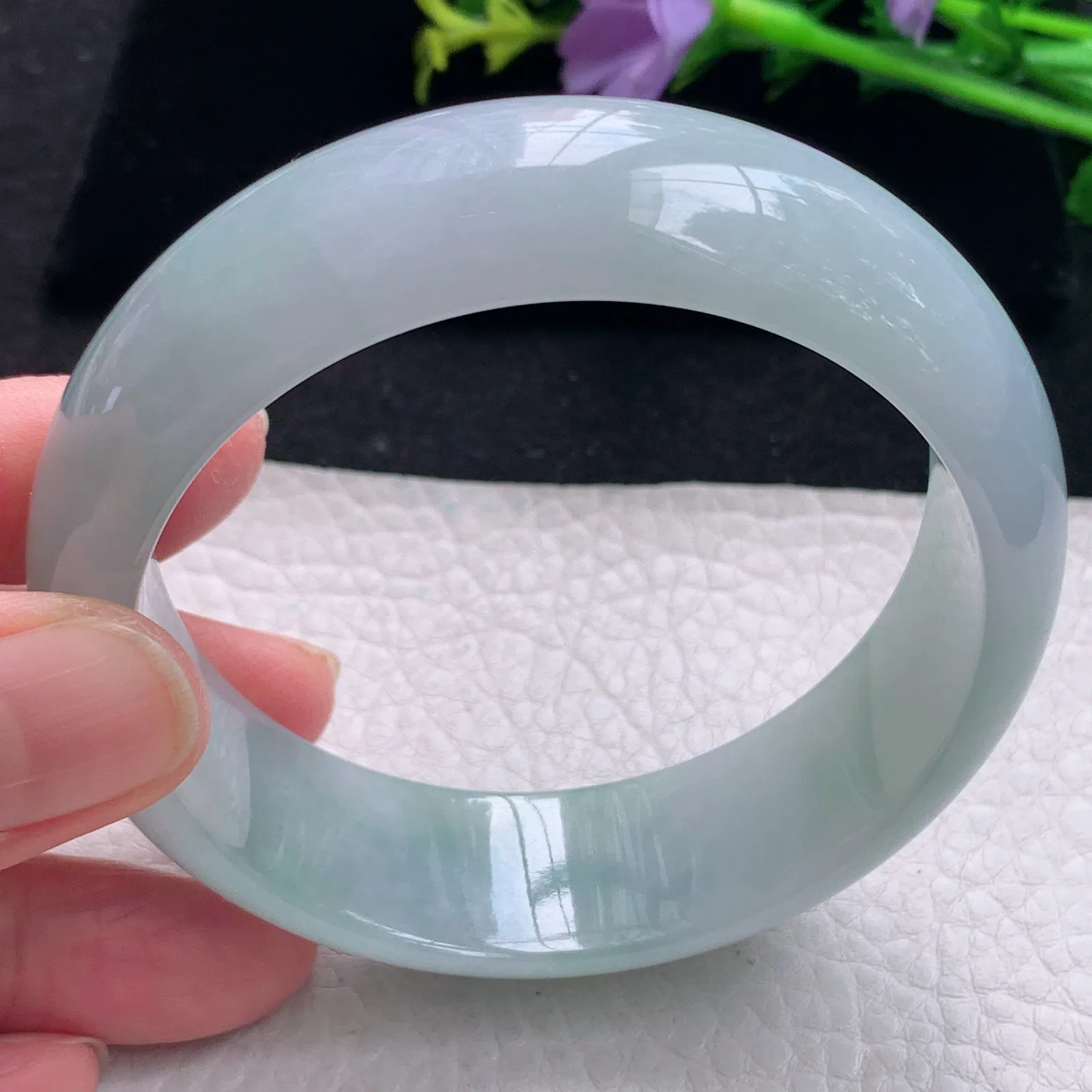 js自然光59*19*8轮胎镯 缅甸翡翠a货手镯清新大气宽边玉手环