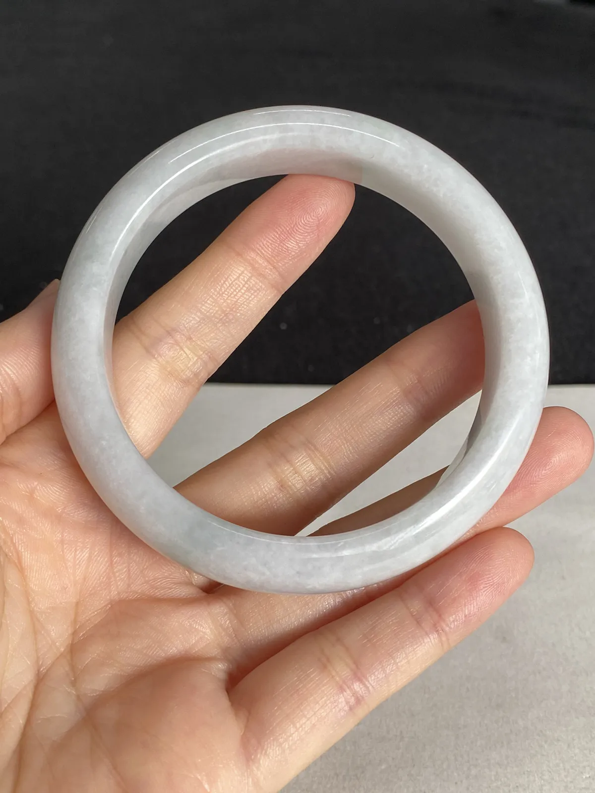 正圈57.3圈口，翡翠手镯