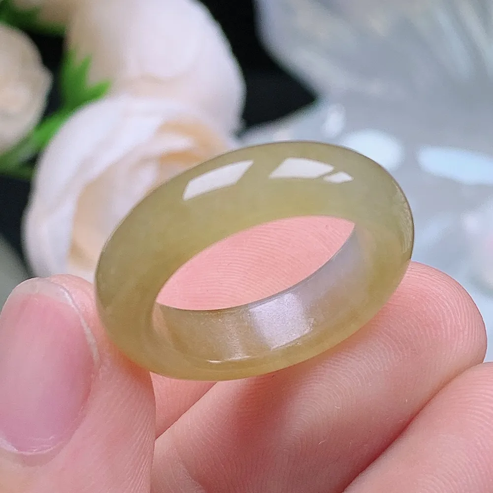 缅甸老坑冰种翡翠水润起胶冰黄翡戒指玉指环  水润通透 尺寸：17.6-6.2-3.7mm 15-16号圈口5S