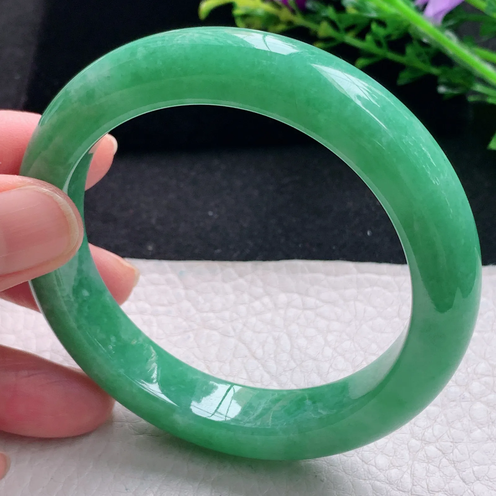 yh自然光58*12.4*9.6平安镯 缅甸翡翠a货手镯满绿厚装宽边玉手环