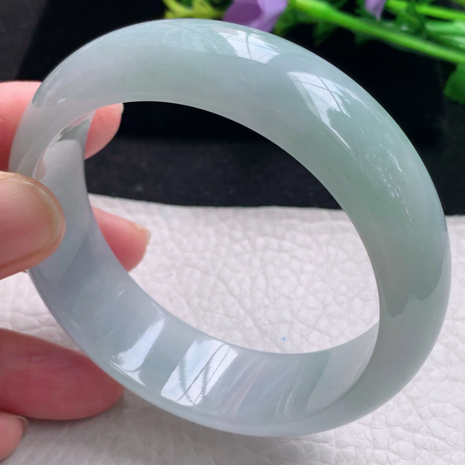 js自然光59*19*8轮胎镯 缅甸翡翠a货手镯清新大气宽边玉手环