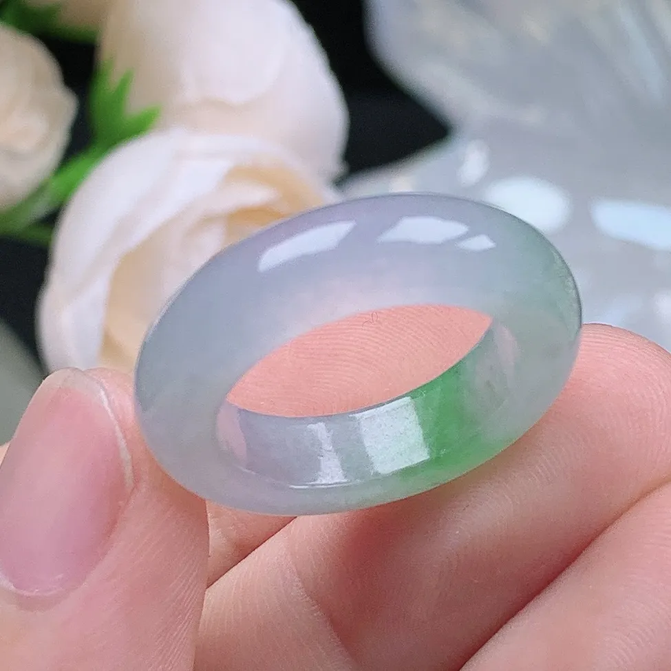 缅甸老坑冰种翡翠水润起胶飘绿戒指玉指环  水润通透 尺寸：17.9-6.1-4.5mm 16号圈口5S