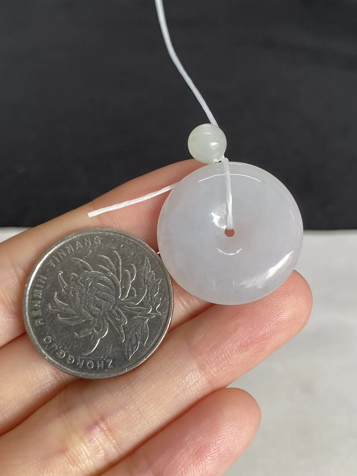 翡翠平安扣，配珠未测