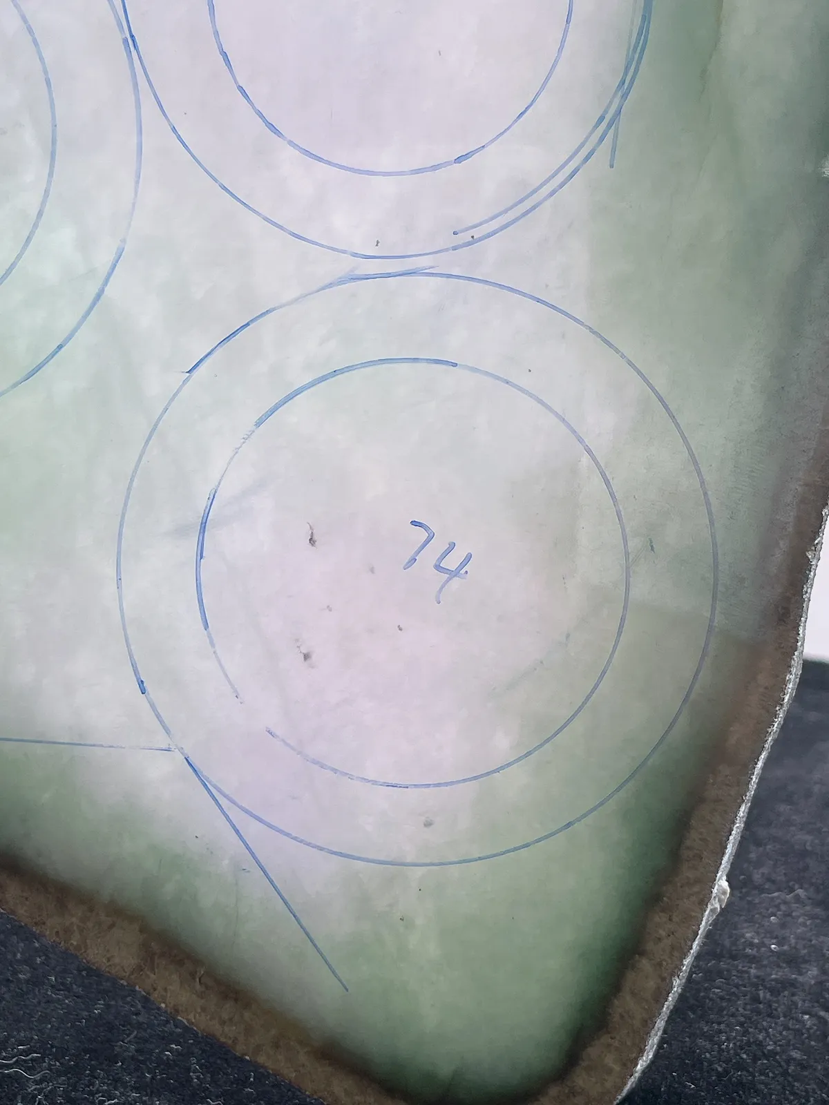 翡翠板料，⭕️正圈最大做58，圆条最大做54