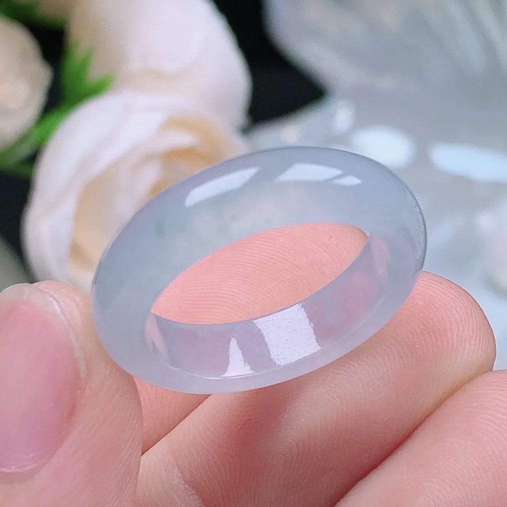 缅甸老坑冰种翡翠水润起胶飘花戒指玉指环  水润通透 尺寸：18.3-5.7-3.6mm 18号圈口5S