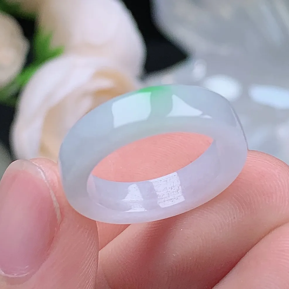 缅甸老坑种翡翠水润飘绿方戒指玉指环  水润通透 尺寸：16-4.7-3mm 11号圈口5S