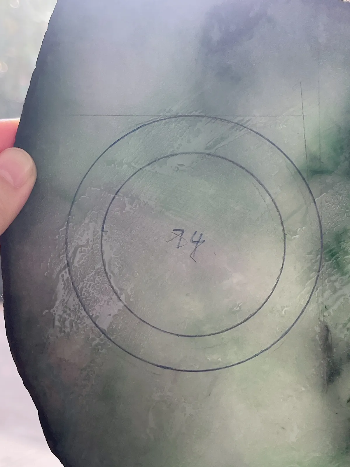 翡翠板料，⭕️正圈最大做58，圆条最大做54