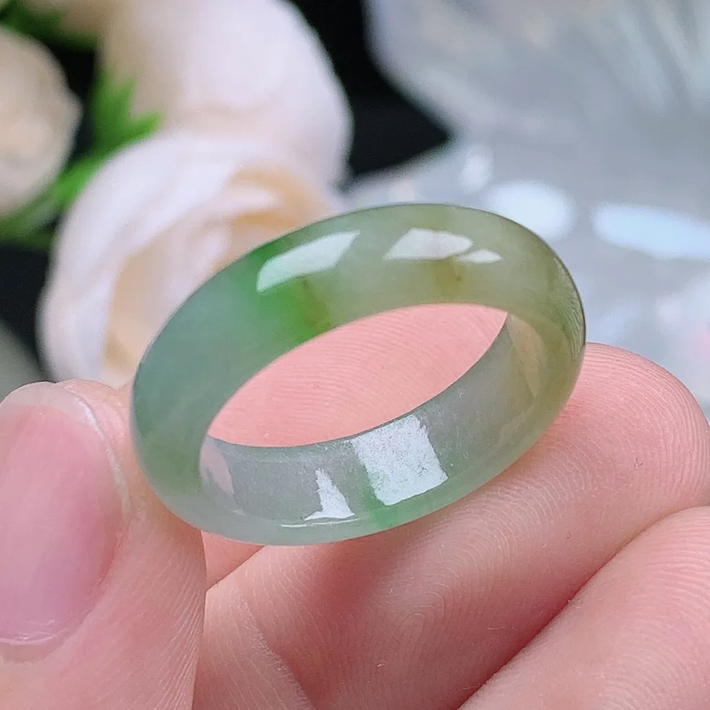 缅甸老坑种翡翠水润双彩黄加绿戒指玉指环  水润通透 尺寸：18.2-5.8-3.2mm 17-18号圈口5S