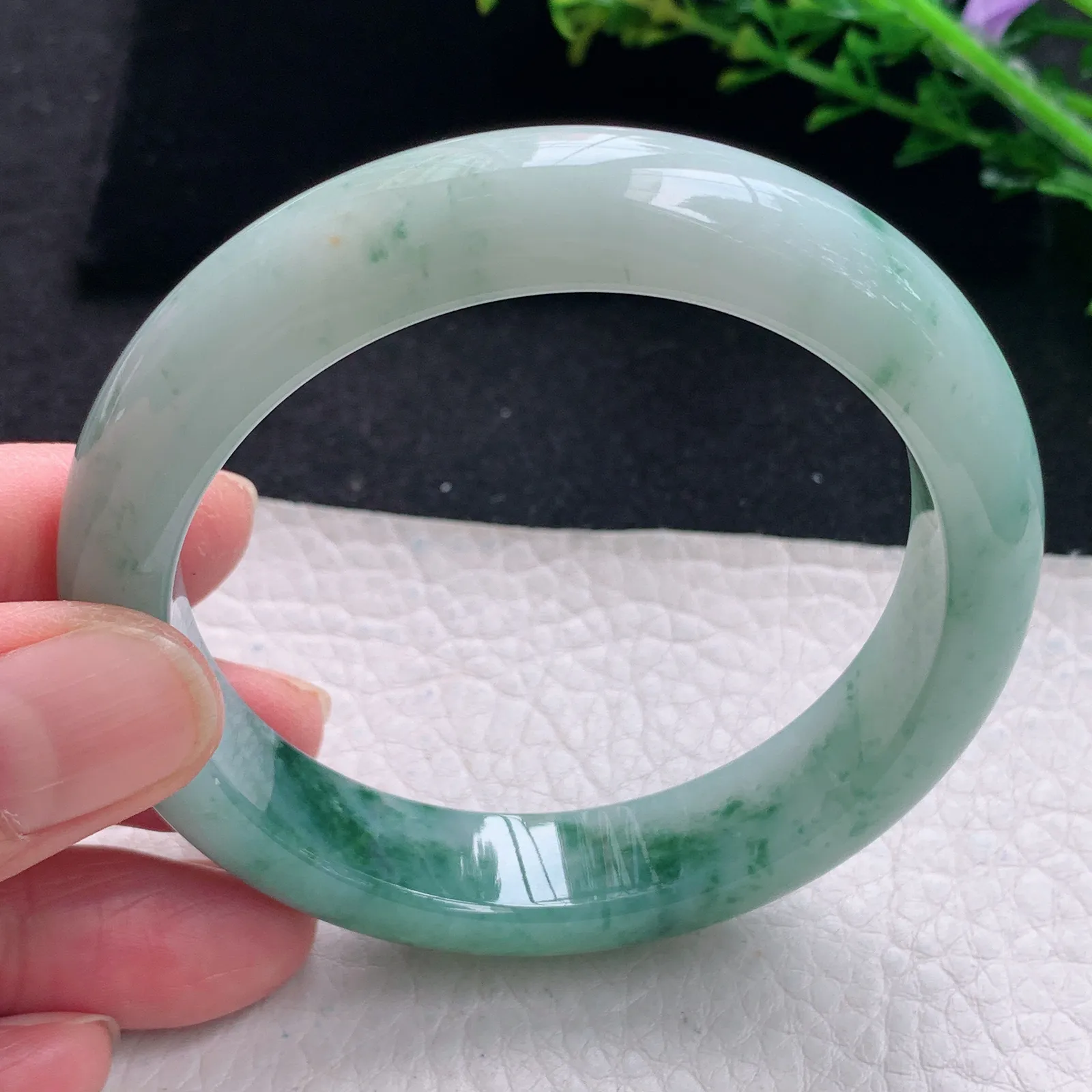 ym自然光56*12.8*8.3平安镯 缅甸翡翠a货手镯水润飘花宽边玉手环