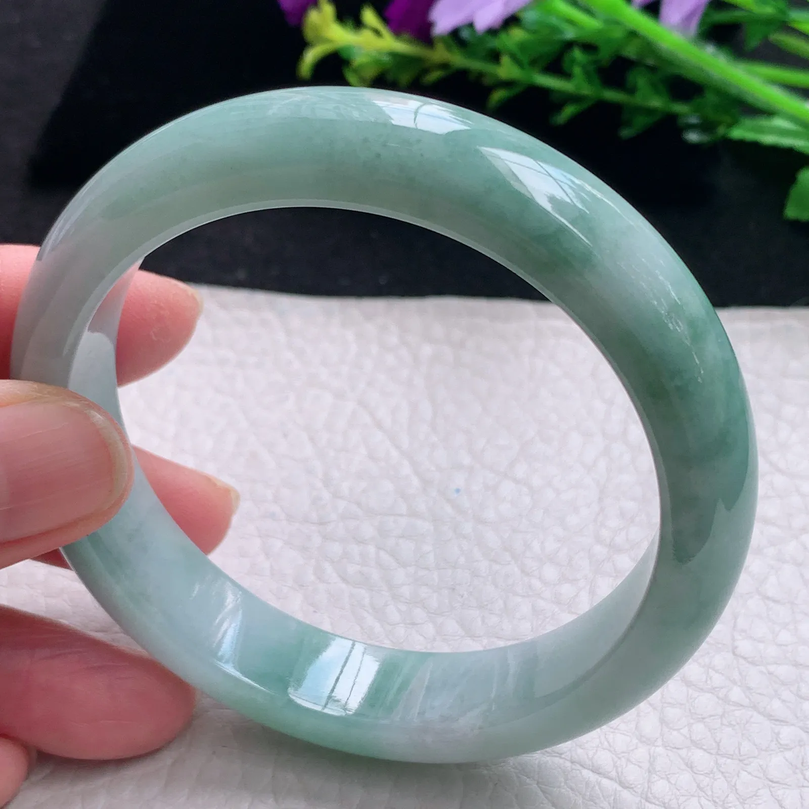 js自然光58.5*13.3*8.2平安镯 缅甸翡翠a货手镯飘花韵味宽边玉手环