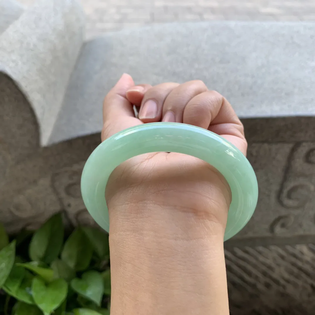 圈口 56-11.4【满绿圆条手镯】圆条56 57可戴