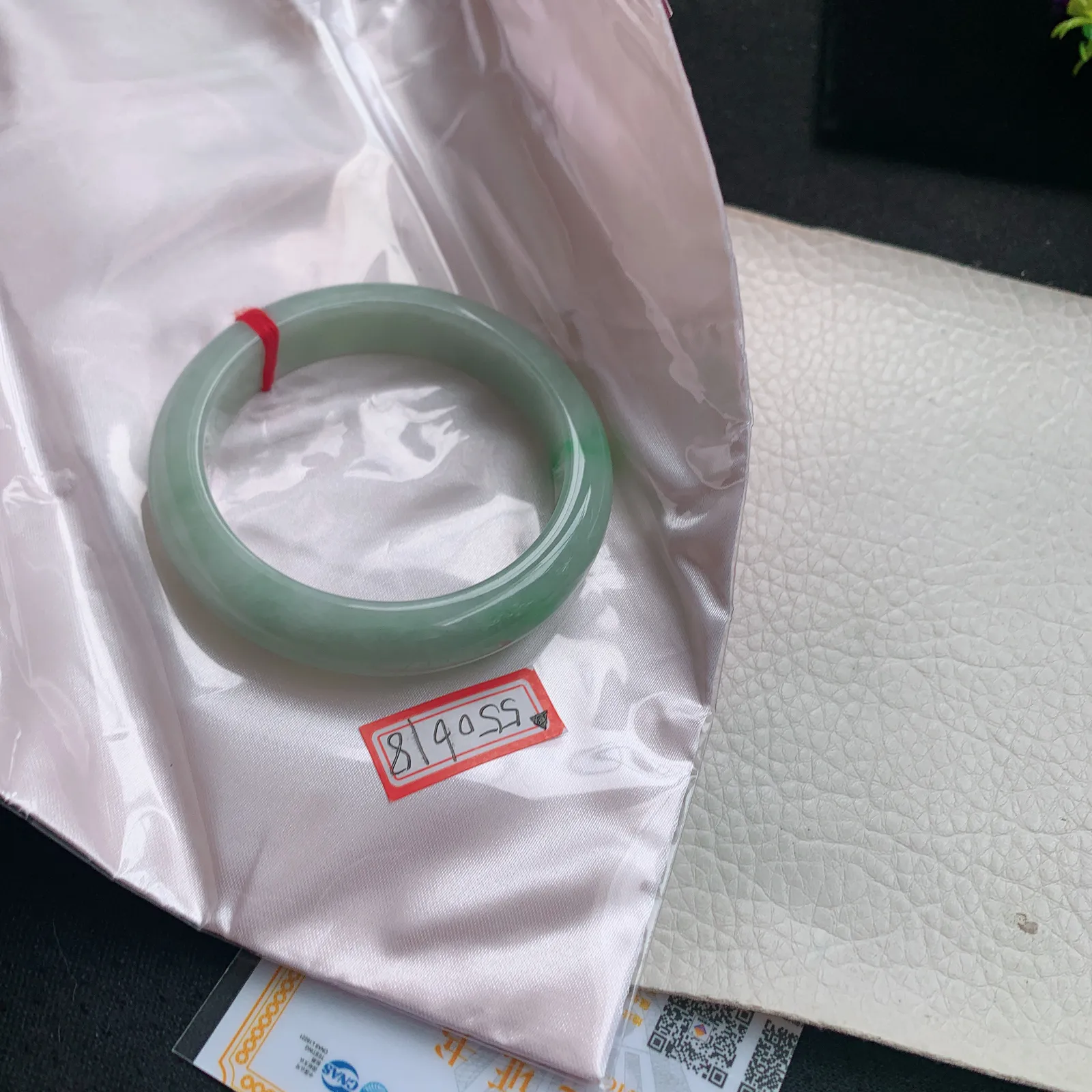 ym自然光55*12.5*8.8平安镯 缅甸翡翠a货手镯飘绿宽边玉手环