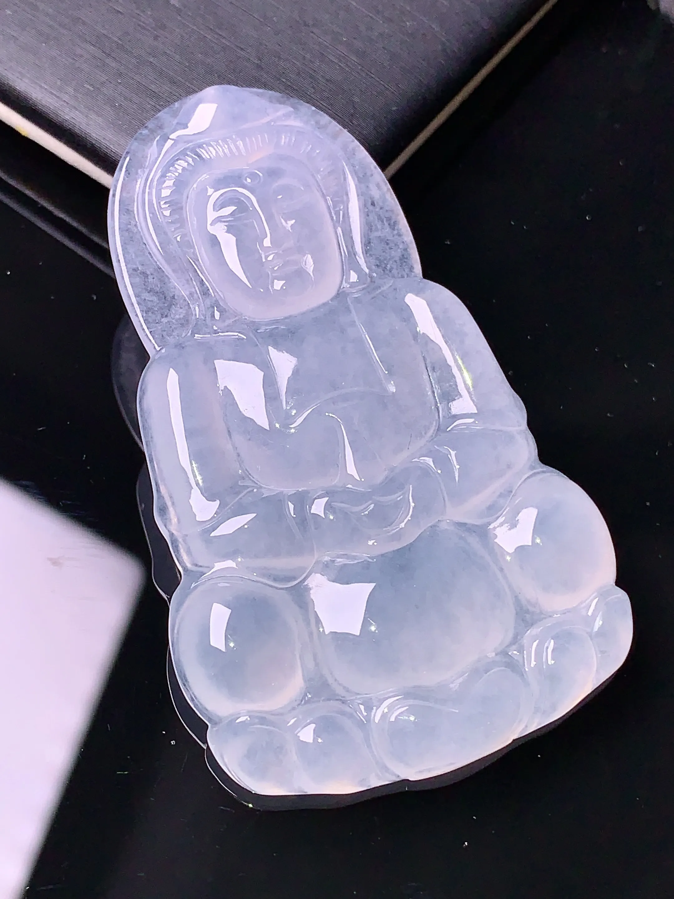 冰种观音吊坠 玉质细腻 色泽清新艳丽 整体尺寸55*33.8*5