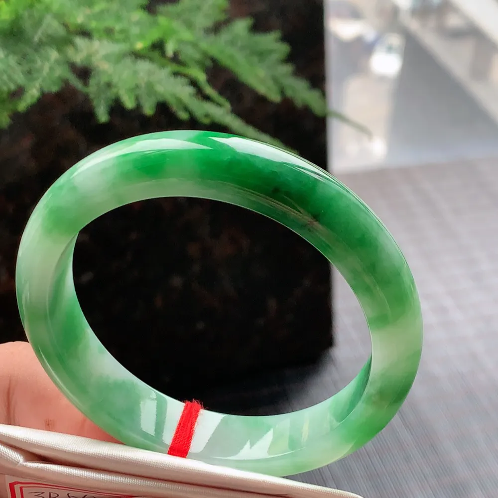 正圈冰糯辣绿 无瑕 尺寸:57.1/12.8/7.5 色辣