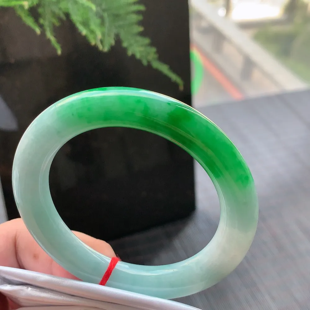 圆条一大节阳绿 微纹 尺寸:55.1/10.6 色阳