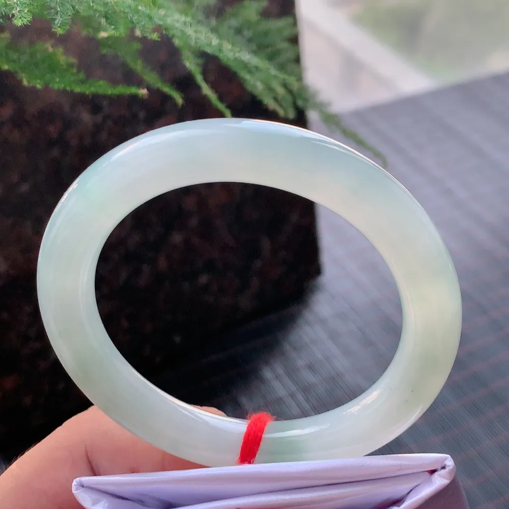 圆条冰飘花 无瑕 尺寸:57.6/10.5/10.2 冰润