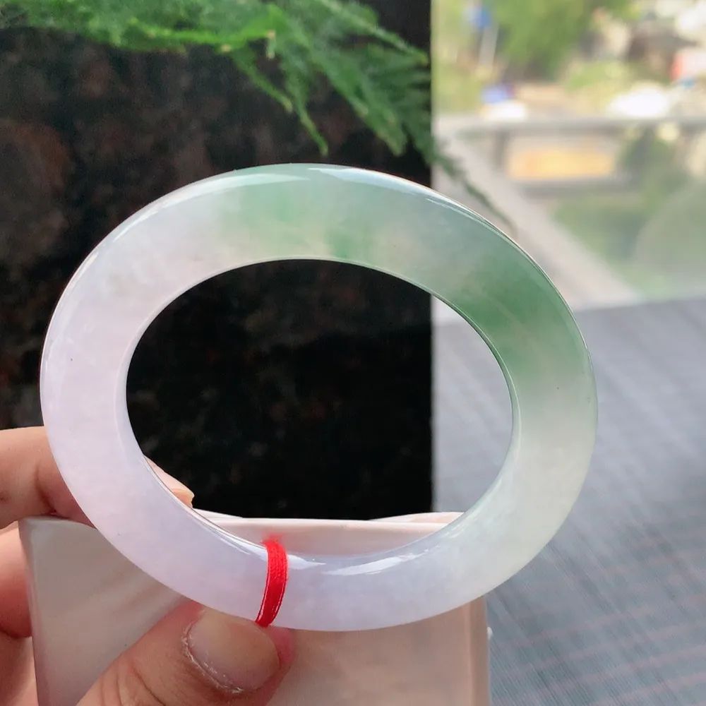 圆条高冰春彩 无瑕 尺寸:55.4/11.7/11.5 种色俱佳