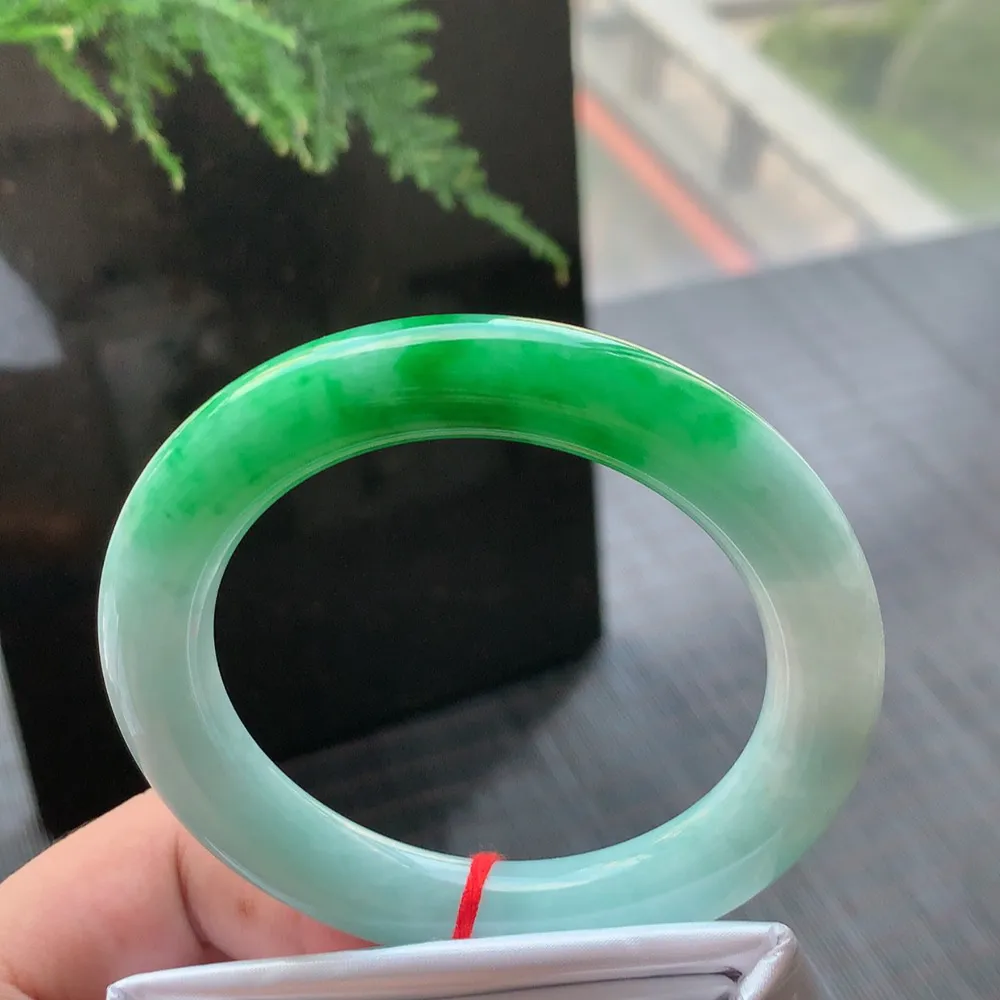 圆条一大节阳绿 微纹 尺寸:55.1/10.6 色阳