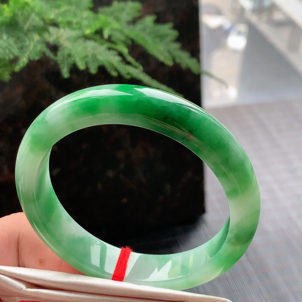 正圈冰糯辣绿 无瑕 尺寸:57.1/12.8/7.5 色辣