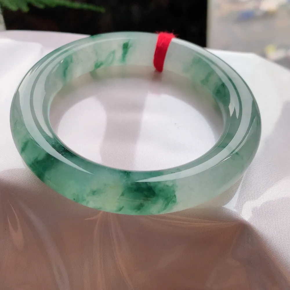 圆条冰玻飘花 无瑕 尺寸:55.1/11.7/12.1 花美 种水好