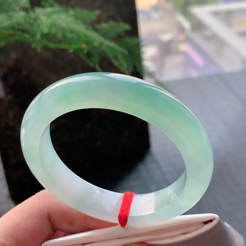 正圈高冰绿 无瑕 尺寸:55.1/12.9/9 种色俱佳