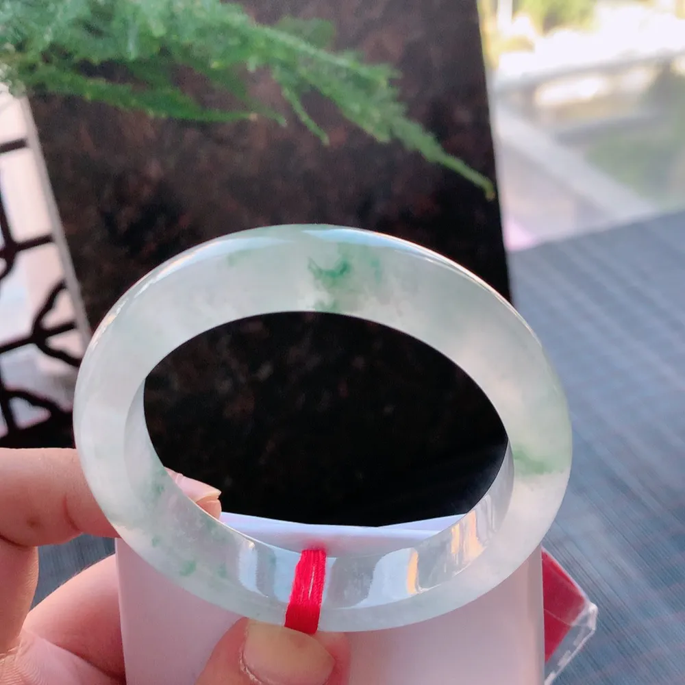 正圈冰玻飘花 有纹 尺寸:55.4/12.7/8.6 花美 种水好