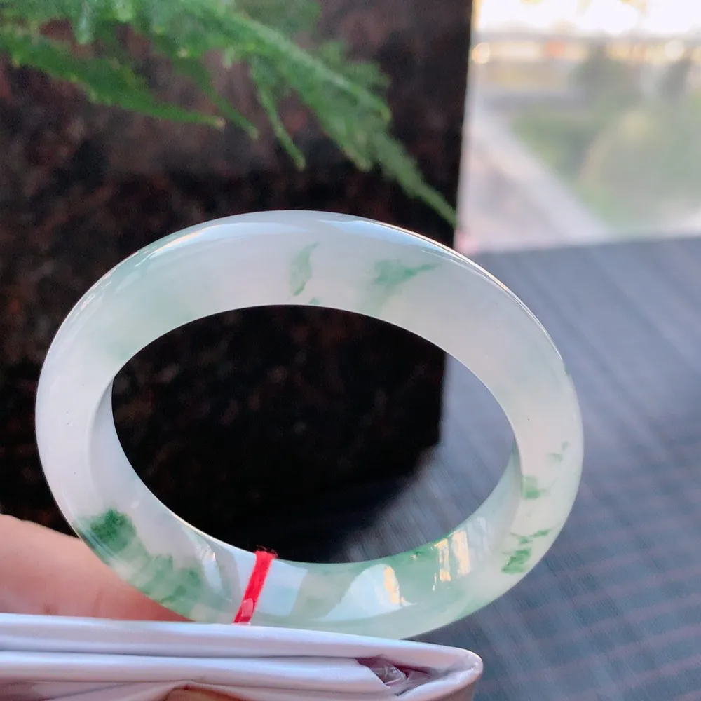 正圈冰玻飘花 有纹 尺寸:55.4/12.5/8.6  花美 种水好