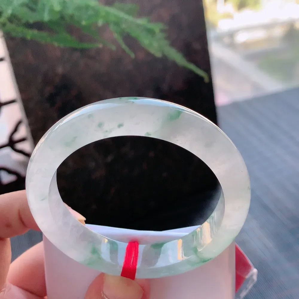 正圈冰玻飘花 有纹 尺寸:55.4/12.7/8.6 花美 种水好