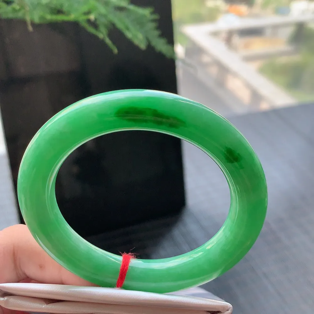 圆条满绿 无瑕 尺寸:53.5/11.6 满色