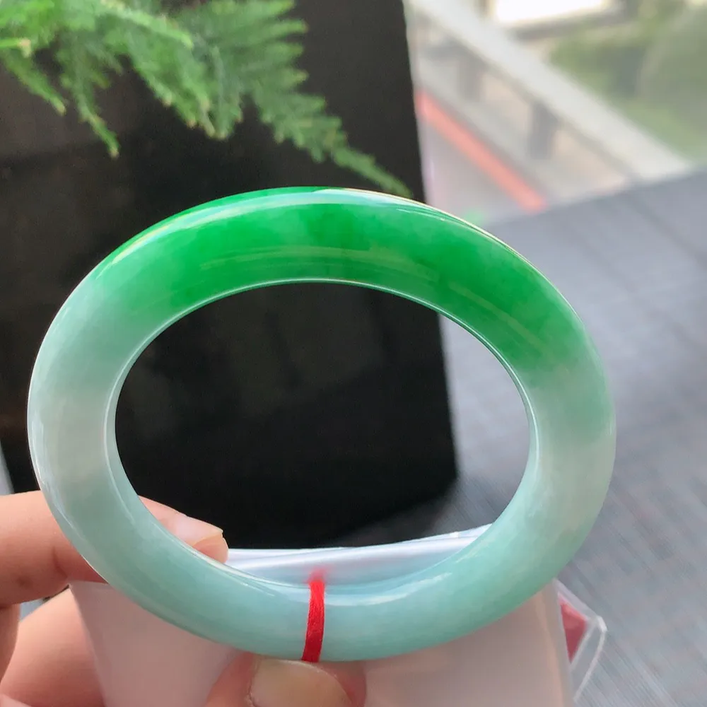 圆条一大节阳绿 微纹 尺寸:55.1/10.6 色阳