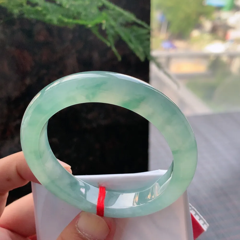 正圈高冰蓝绿 无瑕 尺寸:54.4/12.1/9.4 种色俱佳