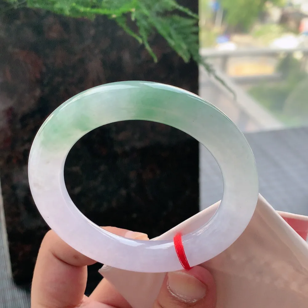 圆条高冰春彩 无瑕 尺寸:55.4/11.7/11.5 种色俱佳