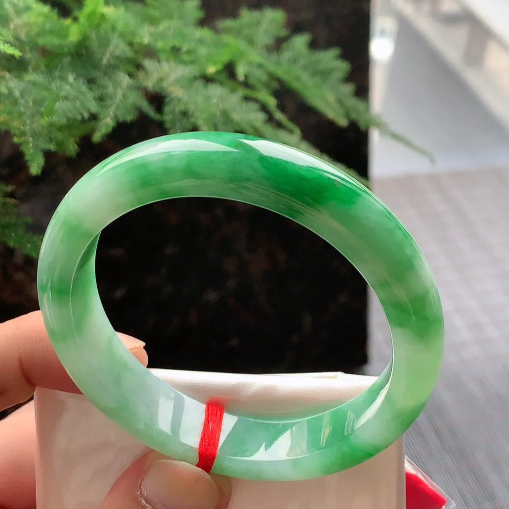 正圈冰糯辣绿 无瑕 尺寸:57.1/12.8/7.5 色辣