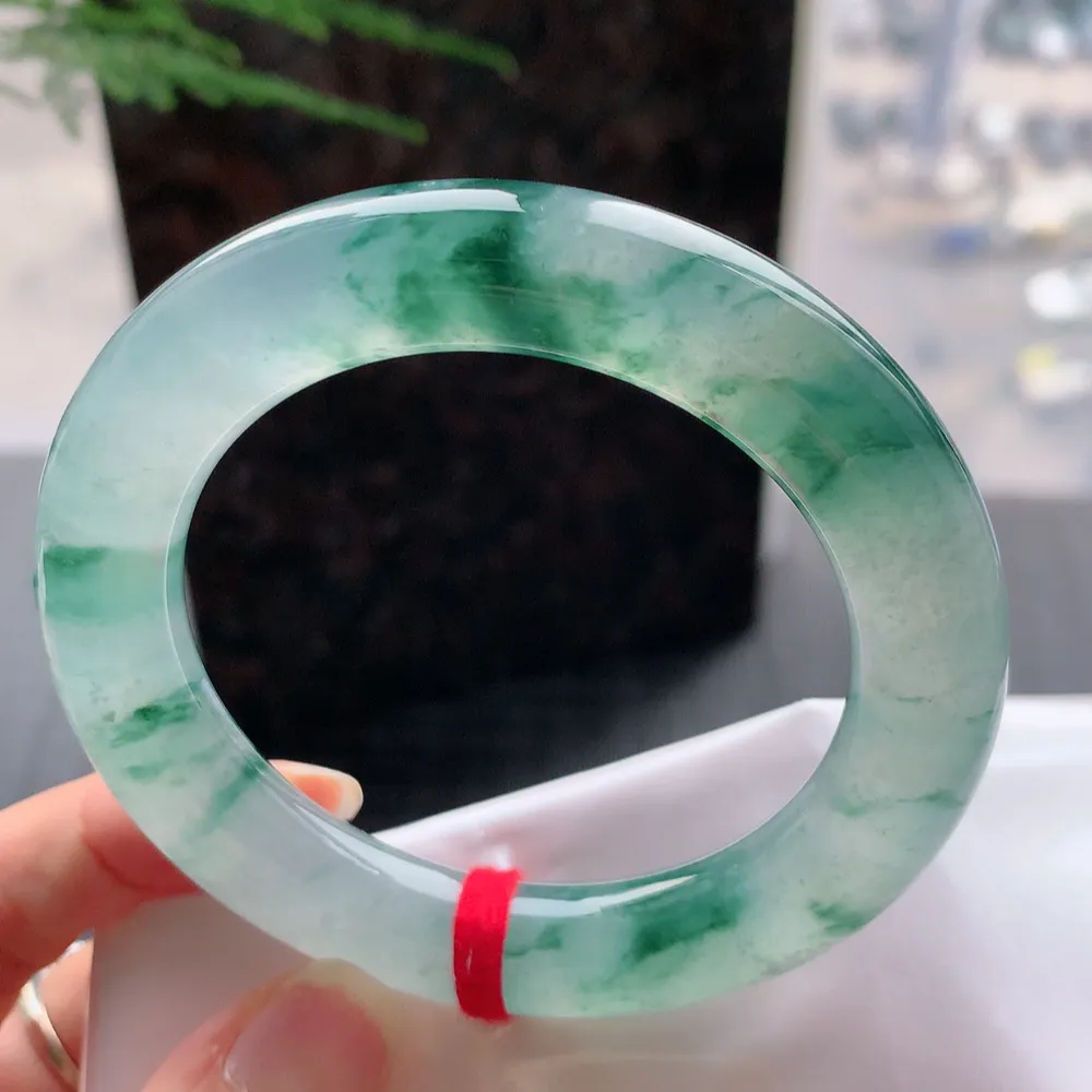 圆条冰玻飘花 无瑕 尺寸:55.1/11.7/12.1 花美 种水好