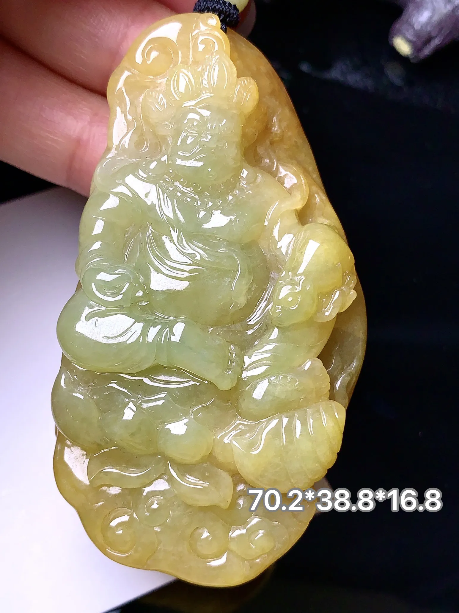 黄翡黄财神吊坠 玉质细腻 色泽清新艳丽 整体尺寸70.2*38.8*16.8