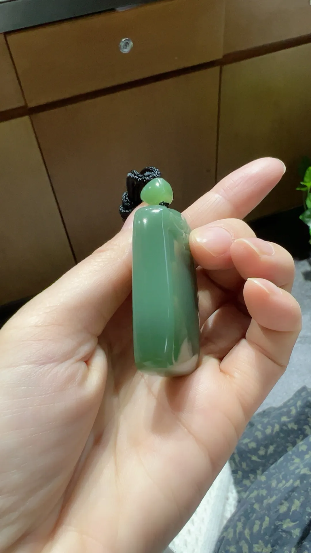 高品质｜碧玉｜粉青守护

重50克 尺寸49*32*13m m