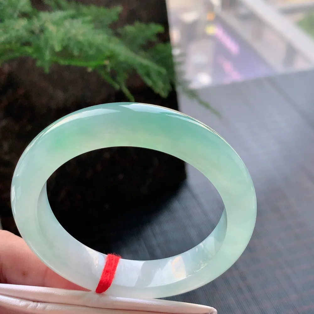 正圈高冰绿 无瑕 尺寸:55.1/12.9/9 种色俱佳