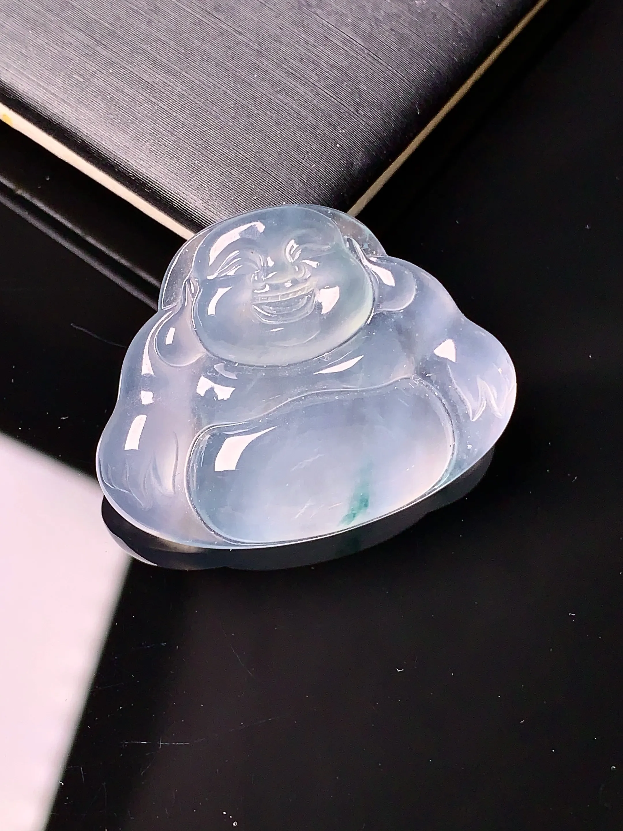 冰种佛公吊坠 玉质细腻 色泽清新艳丽 整体尺寸24*31.2*5