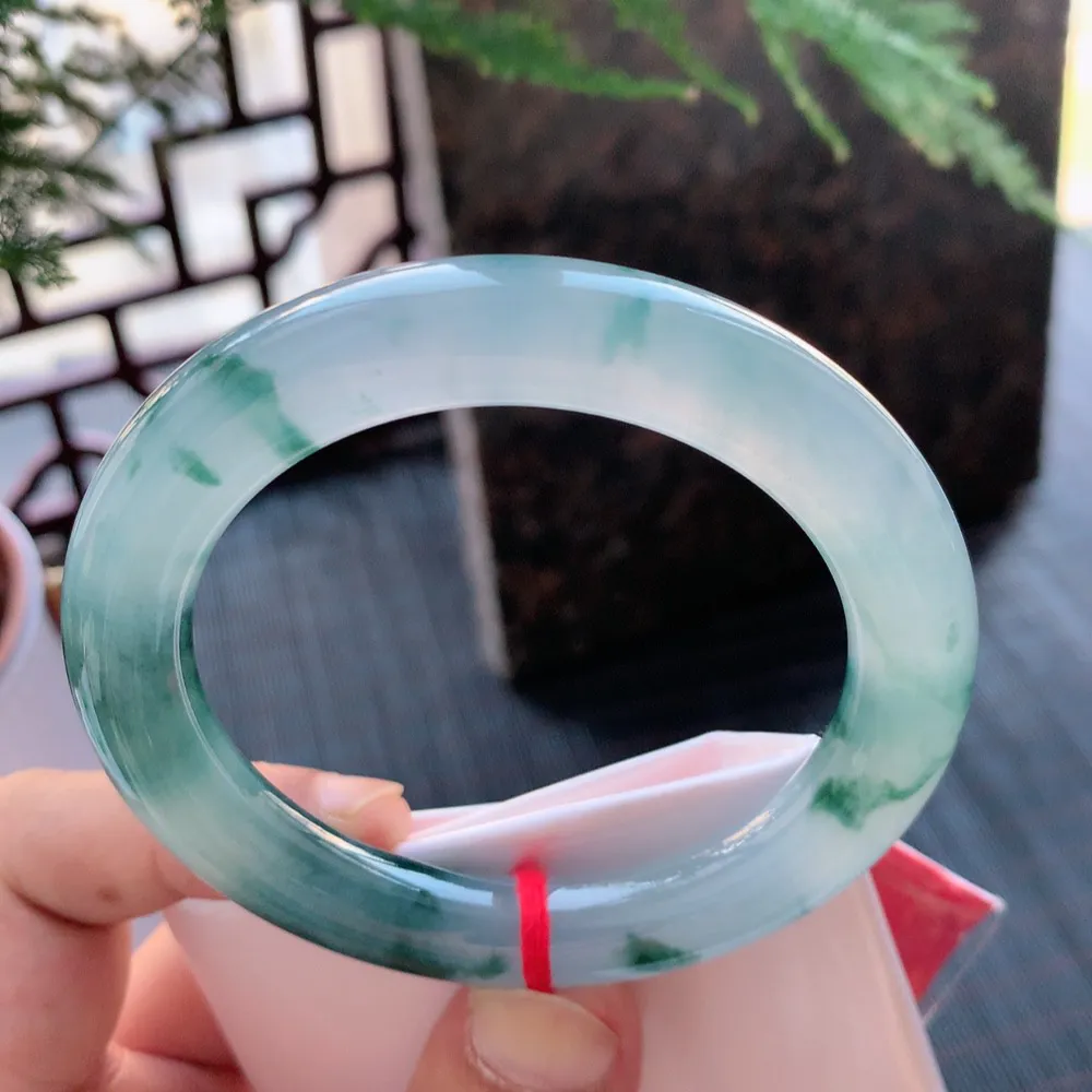 圆条高冰飘花 无瑕 尺寸:56.5/10.4 花美 种水好