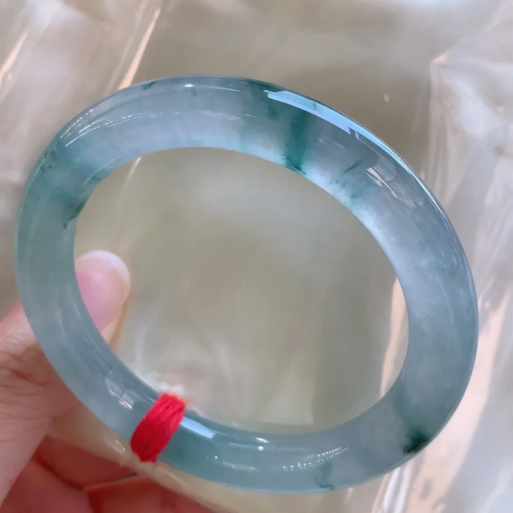 圆条冰玻飘花 无瑕 尺寸:52.6/9.3 花美 起刚光