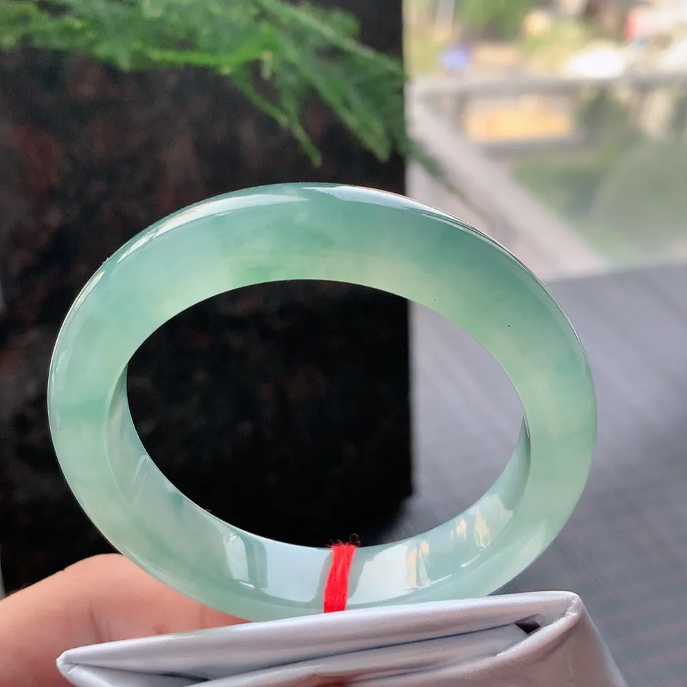 正圈高冰蓝绿 无瑕 尺寸:54.4/12.1/9.4 种色俱佳