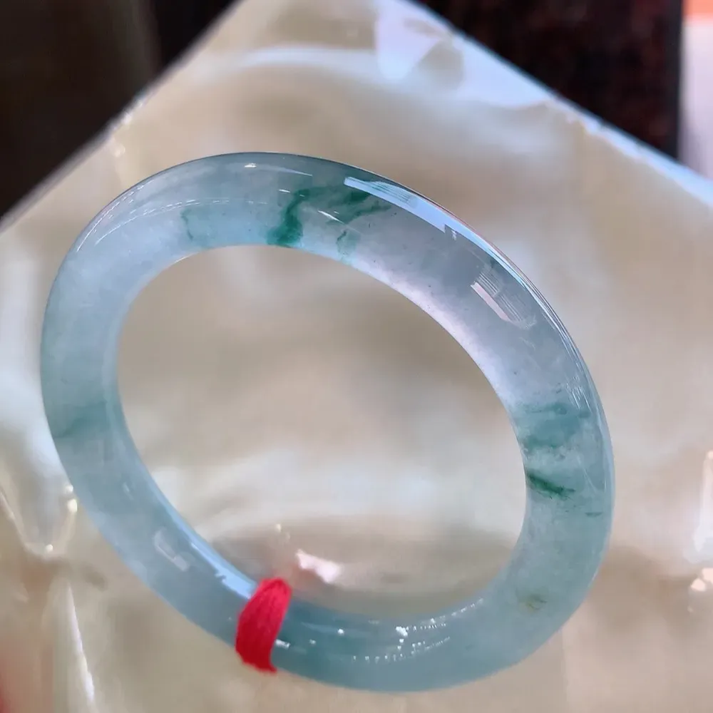 圆条冰玻飘花 无瑕 尺寸:52.6/9.3 花美 起刚光