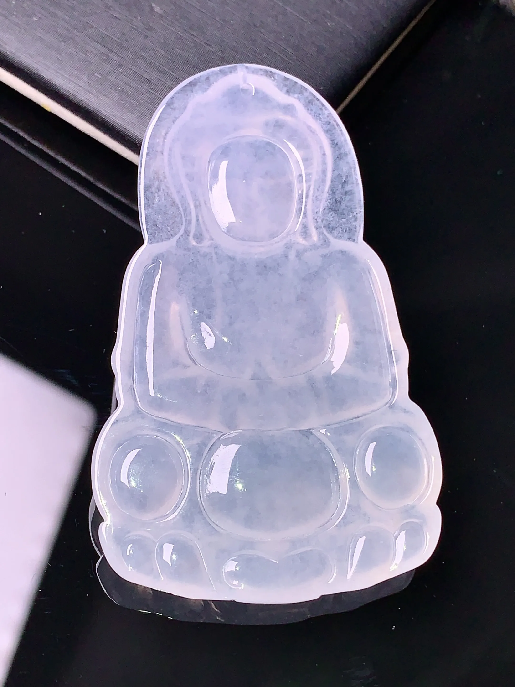 冰种观音吊坠 玉质细腻 色泽清新艳丽 整体尺寸55*33.8*5