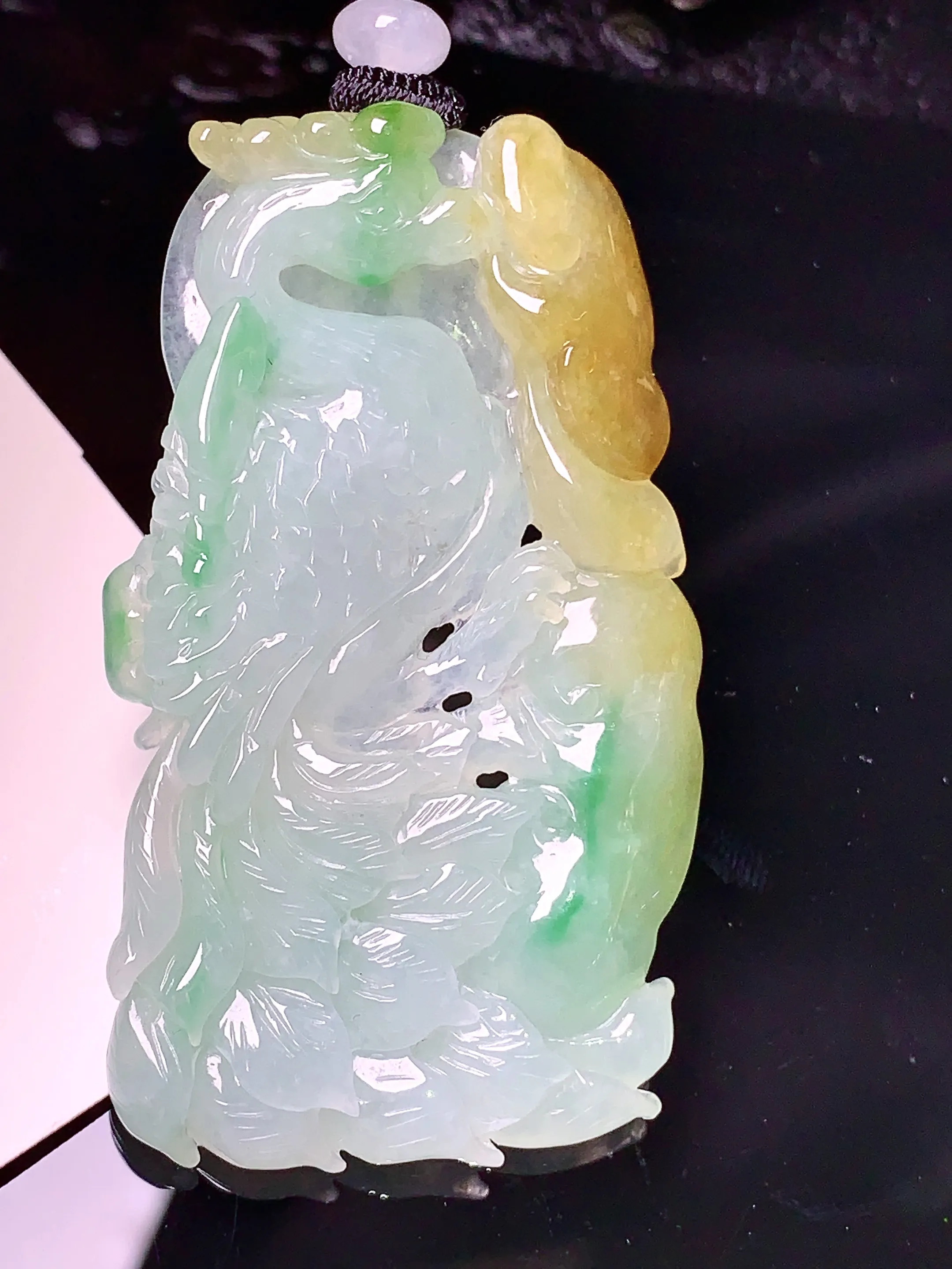 飘黄绿凤凰吊坠 玉质细腻 色泽清新艳丽 整体尺寸56.6*33*6.5