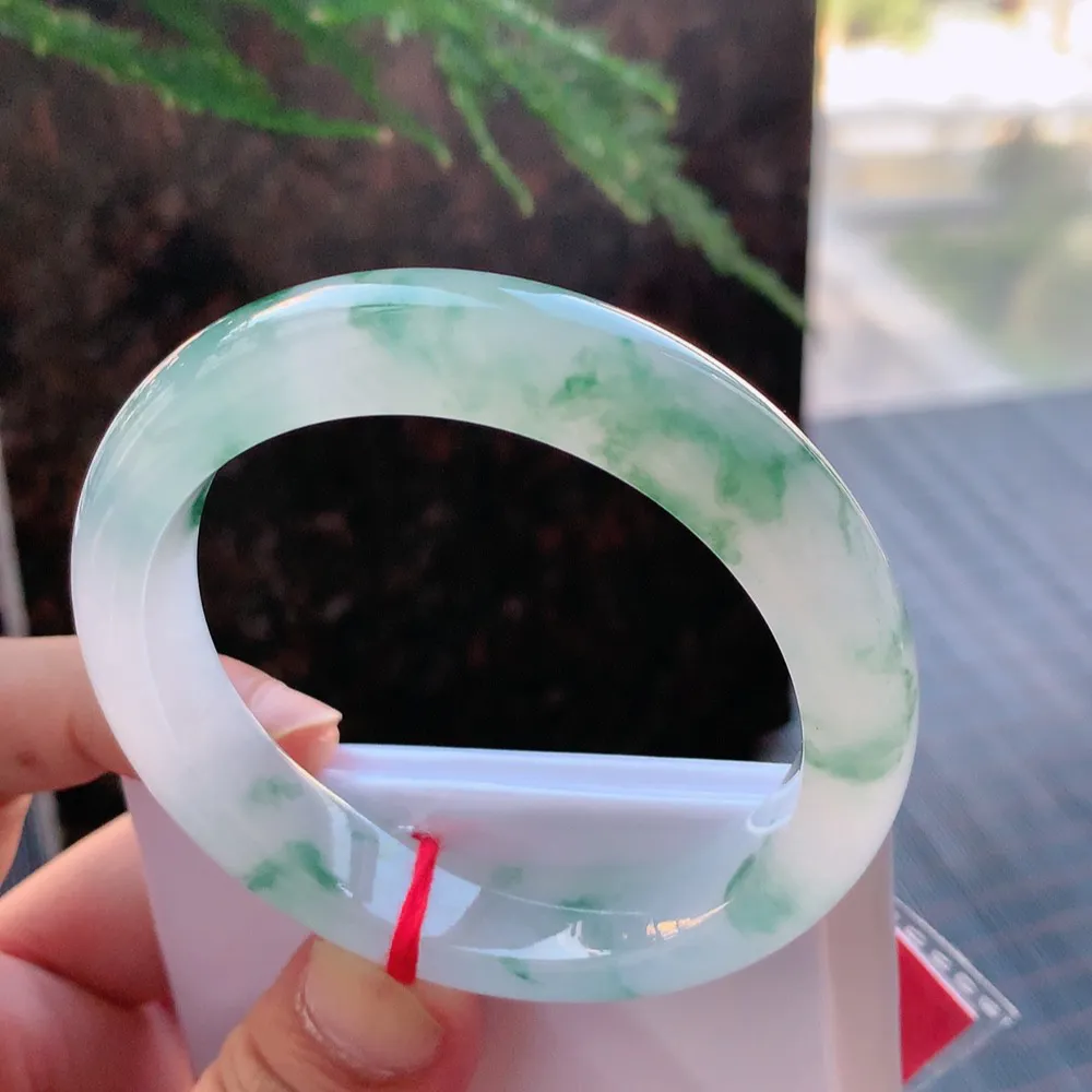 正圈冰玻飘花 有纹 尺寸:55.4/12.5/8.6  花美 种水好