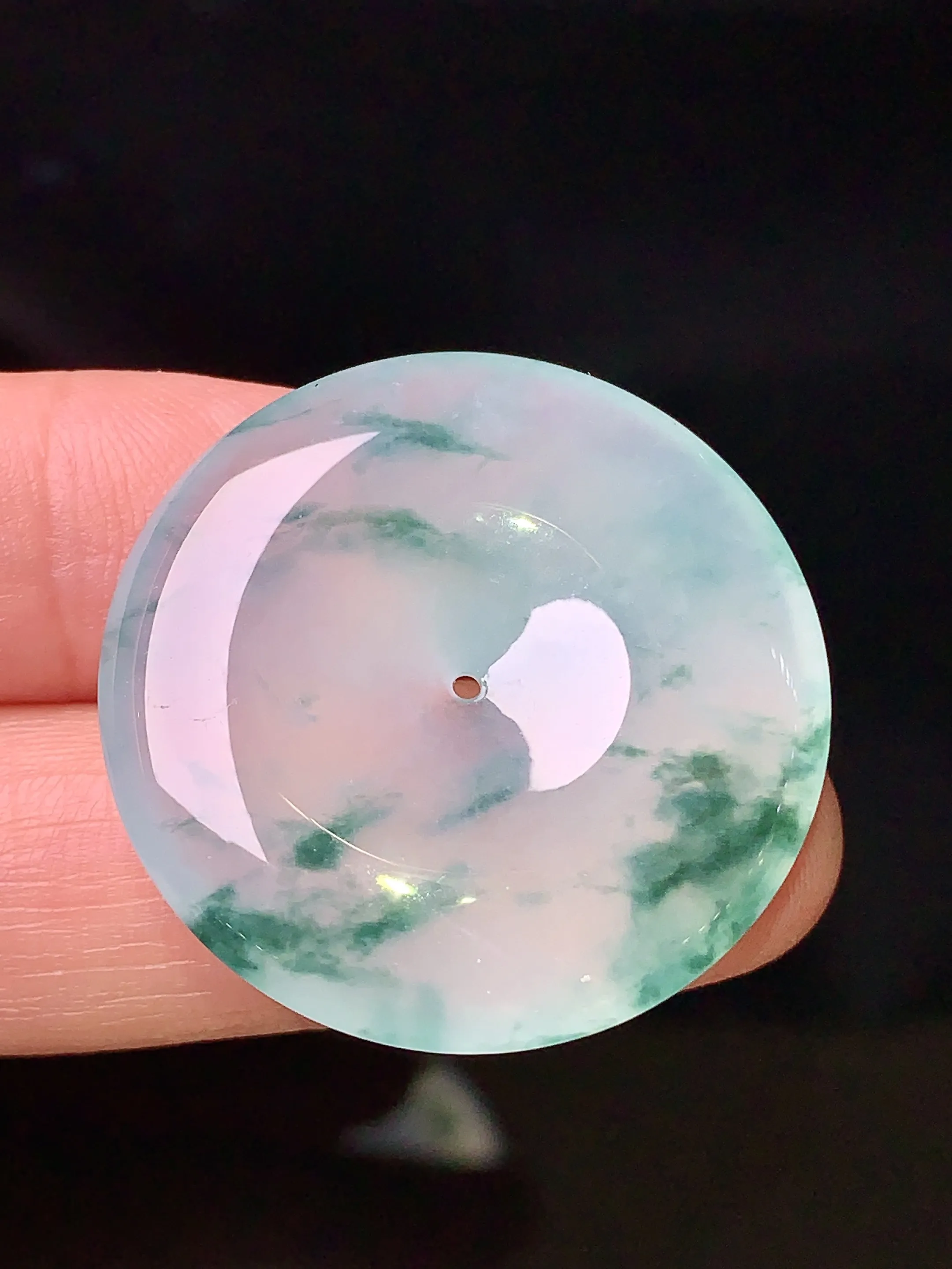 冰种平安扣吊坠 玉质细腻 色泽清新艳丽 整体尺寸29.6*6