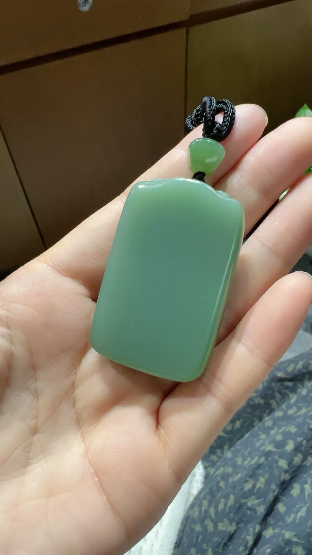 高品质｜碧玉｜粉青守护

重50克 尺寸49*32*13m m